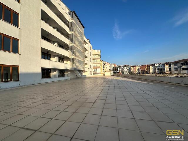 25-GSN GAYRİMENKUL'DEN KİRALIK 4550 m2 İSKANLI PRESTİJLİ PLAZA